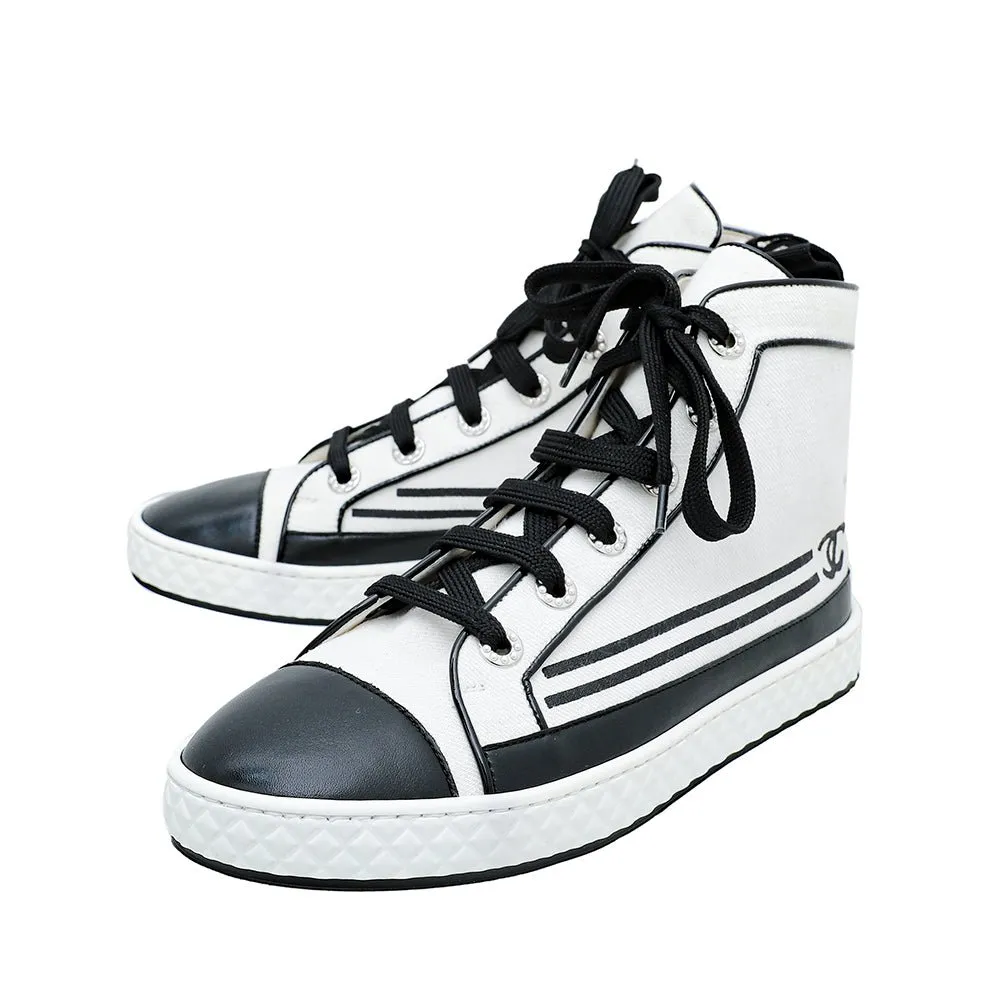 Chanel Bicolor CC High Sneaker 37.5