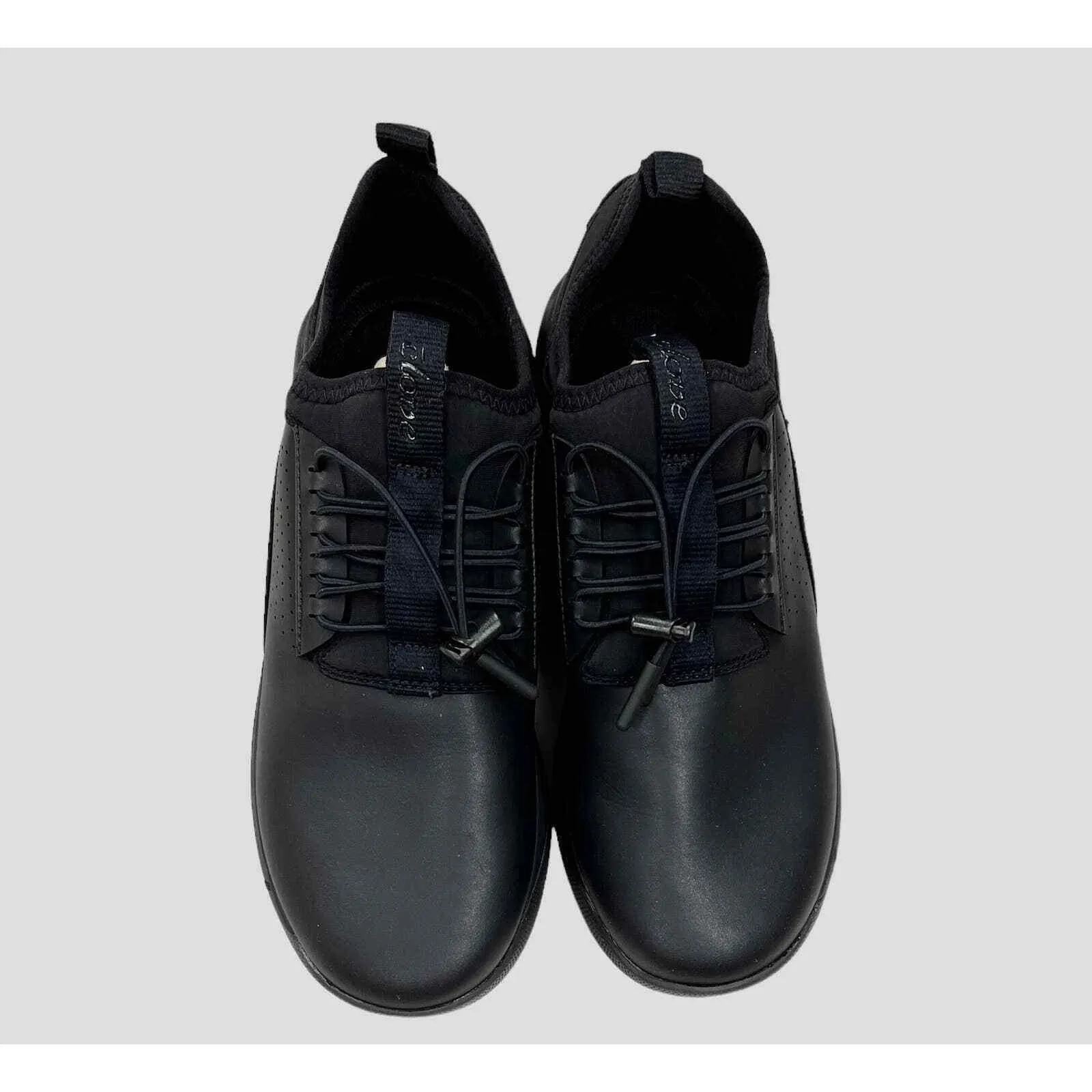 Clove Classic Healthcare Nursing Shoes - All Black Option, Size 9.5 New Sneakers