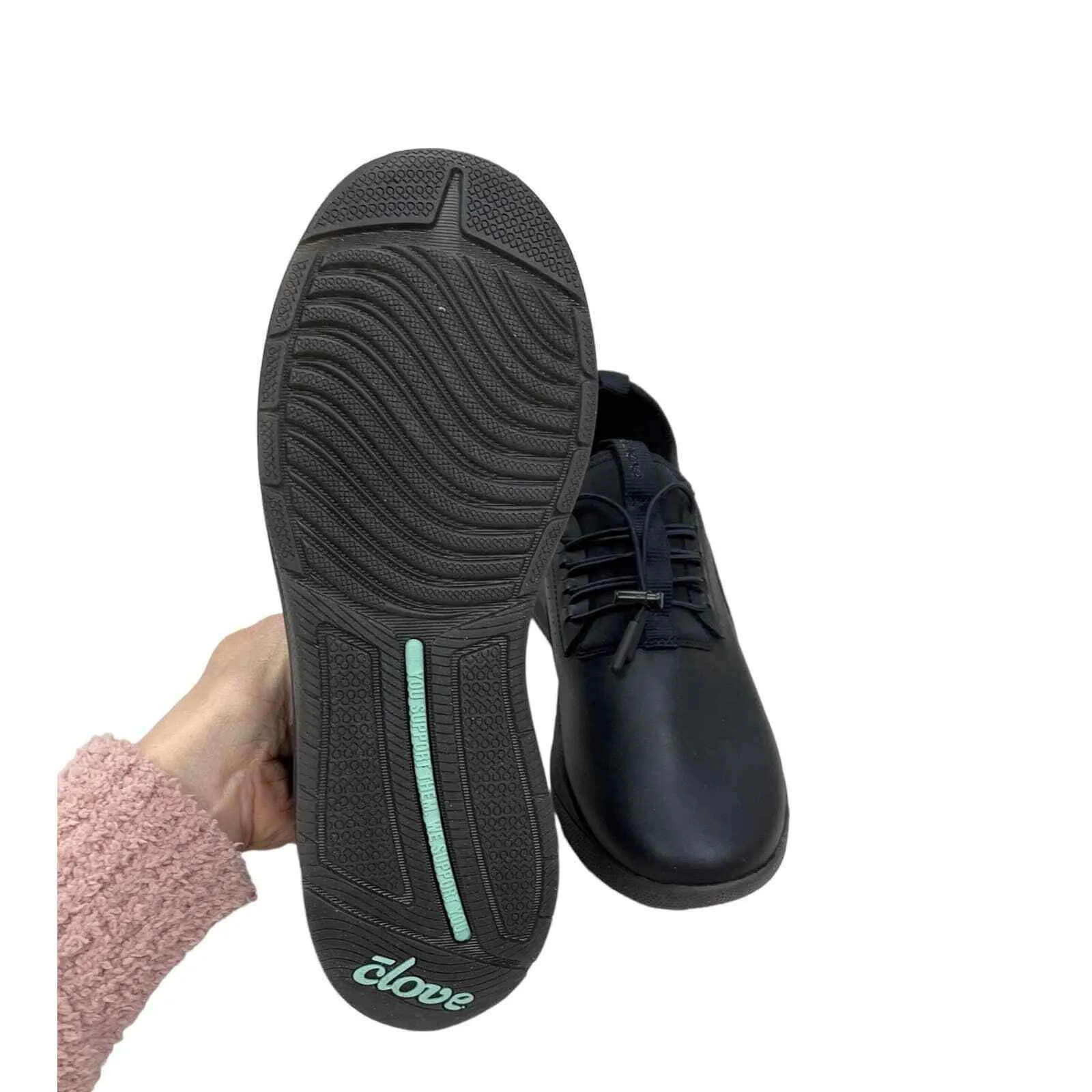 Clove Classic Healthcare Nursing Shoes - All Black Option, Size 9.5 New Sneakers