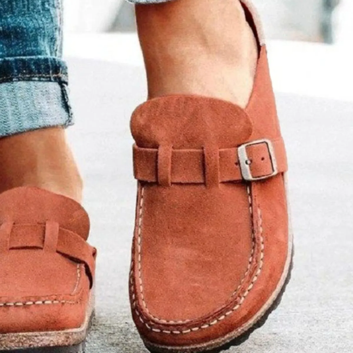Round Toe Buckle Loafers